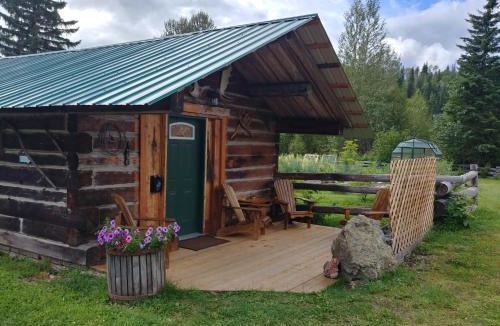 Clearwater Bed & Breakfast | Wolfwood Guest Ranch