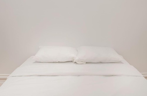Mile End Apartment | Wonderful 4BedR in Mile-End with FREE Parking
