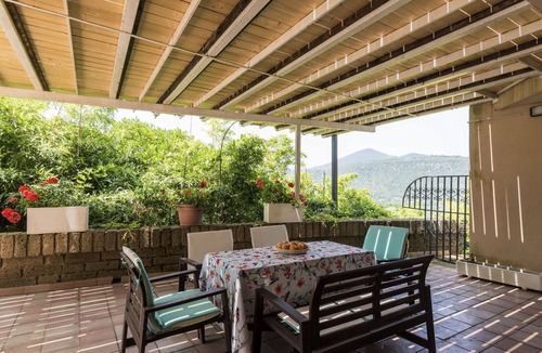 Poggio delle Ginestre Villa | Wonderful private villa for 10 guests with A/C, WIFI, private pool, TV, terrace and pets allowed