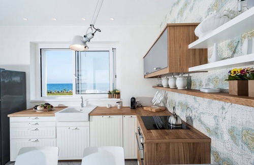 Marina di Modica Villa | Wonderful private villa with WIFI, private pool, A/C, hot tub, sauna, TV, patio and panoramic view
