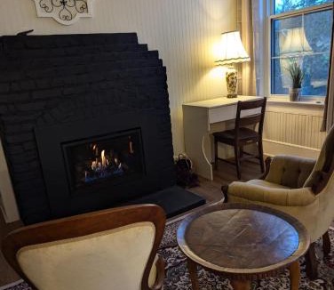 Sooke Bed & Breakfast | Woodside Farm Country Inn