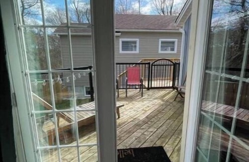 Port Hope Apartment | Work-friendly bed/sit with private deck