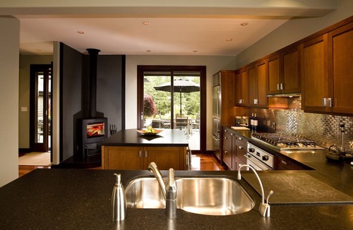 Bowen Island House | World Class Euro-Zen Private Estate with Panoramic Ocean Views
