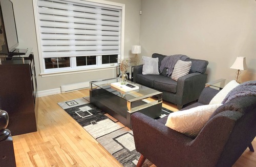 Paradise House | WOW! Executive 2-Bedroom 2-Bathroom