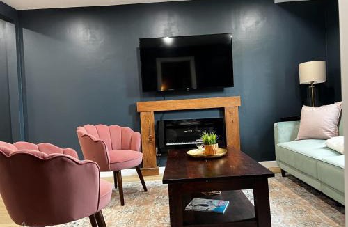 Downtown Apartment | Your Cozy Harbor at Ports on Portland, Apt #1