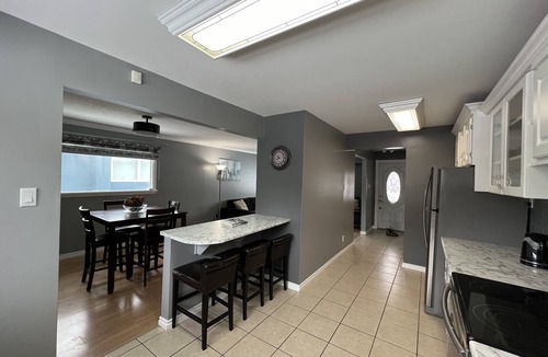 Brandon House | Your Home Away From Home