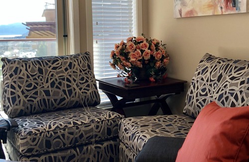 Central Okanagan Condo | Your Okanagan Vacation Destination! Pools, Hot Tub, fun in the Sun!