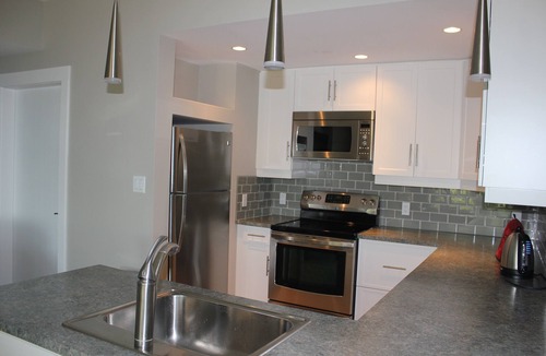West Sechelt House | Your Peaceful Retreat On The Ocean.