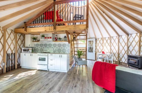 Notre-Dame-du-Laus Other | Yourtes Glamping du Poisson Blanc