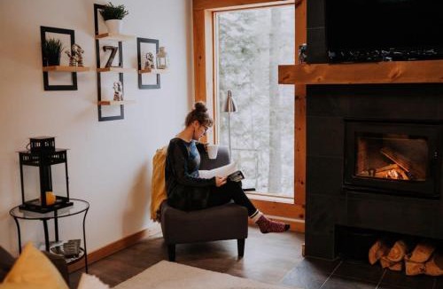 Chertsey Ski Chalet | Zazz - For precious moments with family or friends