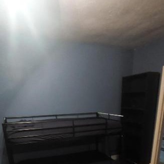 Riverdale House | Zen Hostel