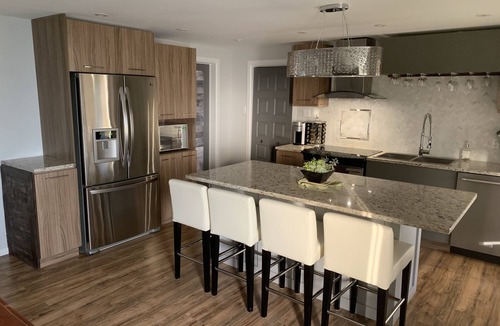 Saint Zenon Apartment | Zen1 Stylish Modern/Rustic Apartment in the Heart of Nature