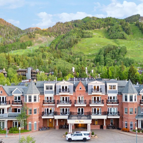 The Aspen Mountain Residences Luxury 3 Bedroom Mountainside