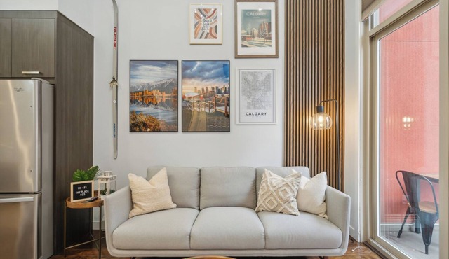 2 Bedroom 2BAth |Entire Apt in Beltline| Underground Parking