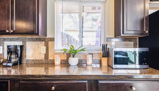 Awesome Denver Location! Near downtown, Redrocks, Golden, Boulder, Lohi & RiNo!