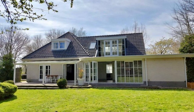 Beautiful group home in Schoorl, close to the forest, beach