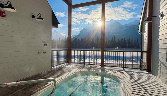 Brand New - Mt Rundle Views 3 Bd Townhome