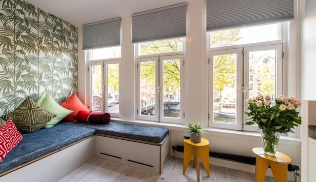 Canal-View Studio for 2 · Smart TV · Steps to Anne Frank House, Jordaan