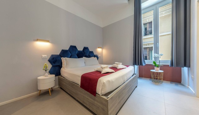 Carrara24