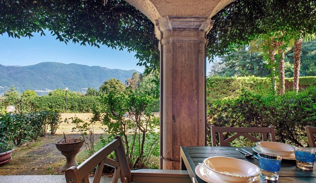 Casa Corsini in Porto Valtravaglia – Lake View Apartment
