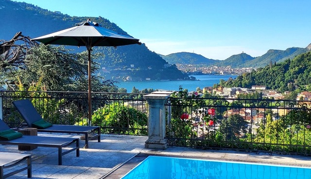 CASA SANTO STEFANO Villa with swimming pool and panoramic view