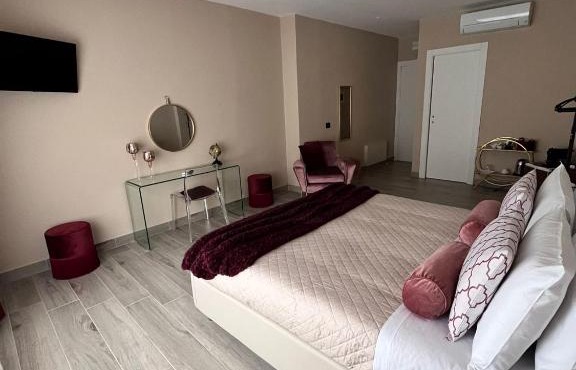 CB Rooms
