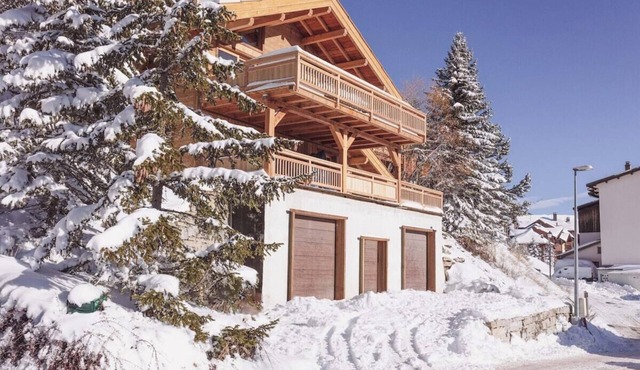Chalet La Ferme des Ours, high-end with spa