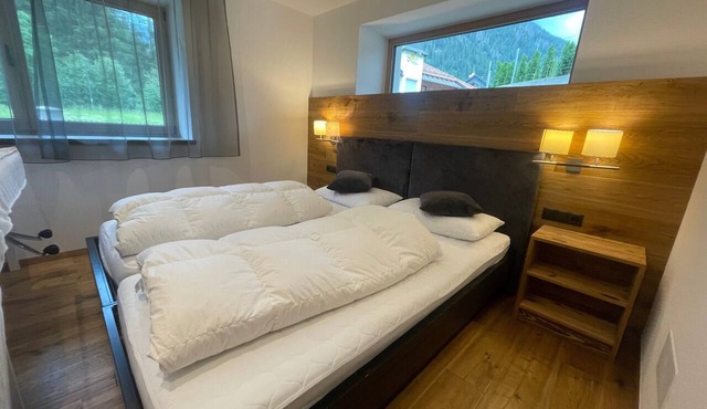 Chalet “Villa Anita The Garden” with Mountain Views, Wi-Fi, and Air Conditioning