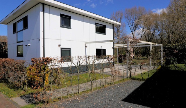Chalet with 4 bedrooms and a terrace