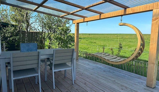 Chalet with dishwasher near the Wadden Sea