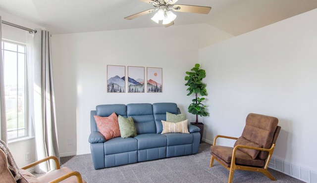 Charming 3-bedroom house in beautiful Providence with AC