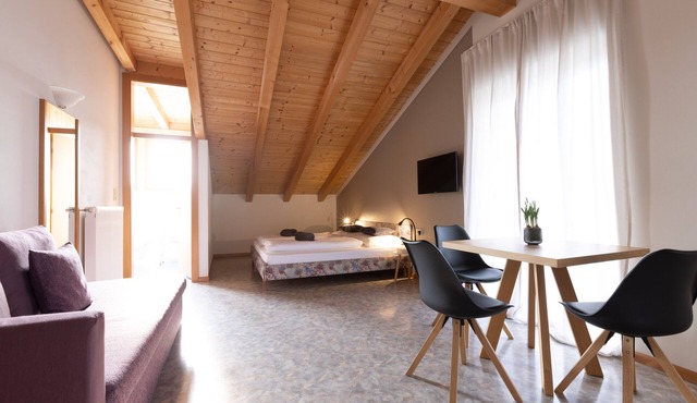 Charming Apartment with Balcony and Stunning Mountain Views at Residence Margreth