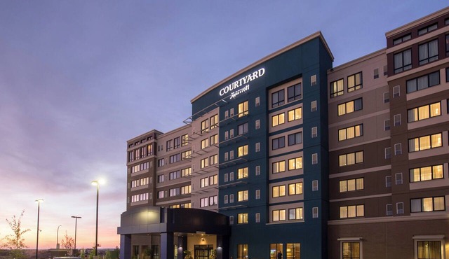 Courtyard by Marriott Calgary South