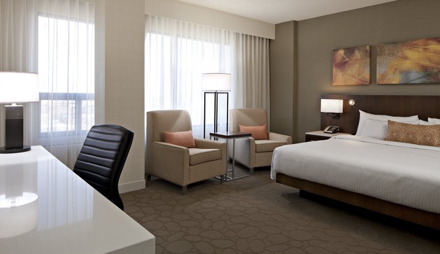 Delta Hotels by Marriott Edmonton South Conference Centre