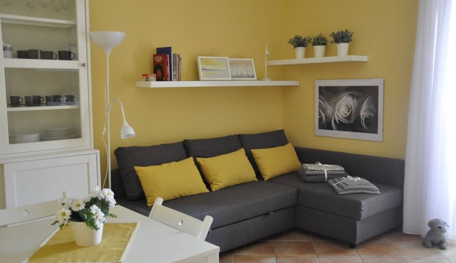 "Domus Parva" Delightful house in the woods, with garden, near Lake Bolsena