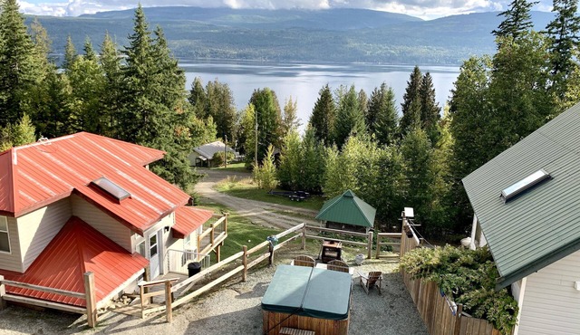 Double Cabins - Hot Tub~Buoy - Home Sweet Lakehouse/Nauti Cabin - Shuswap Vacations/Sledding Stays