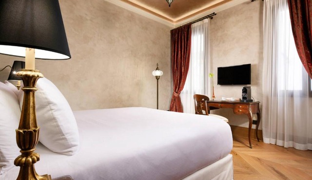 Empress Theodora Apartments