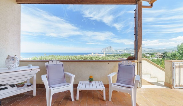 Erice: Sea-View Apartment with Terrace and Private Garden