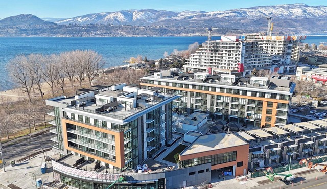Experience Elevated Living with High-End Finishes and 5-Star Amenities