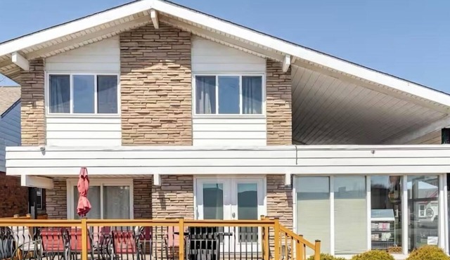 Falls Holiday House Niagara Falls