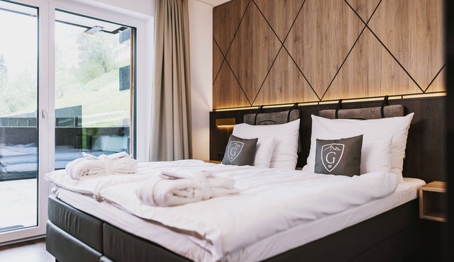 GLEMM by AvenidA Superior Hotel & Residences