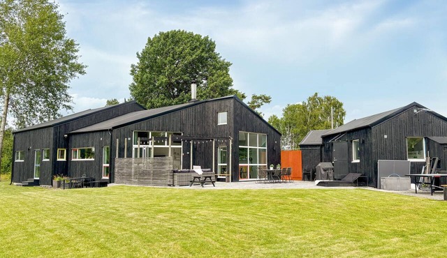 Gorgeous home in Gråbo with sauna