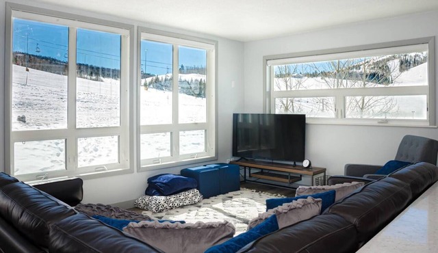 Granby Ranch Lookout - 3bd/2ba Ski-in/out Luxury Slope-facing Mountainside Condo