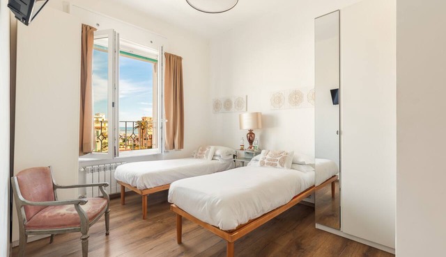 Guest House Maison 6