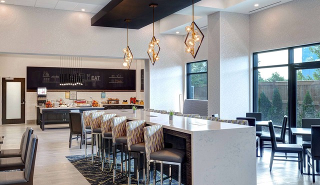 Hampton Inn & Suites by Hilton Burlington Toronto