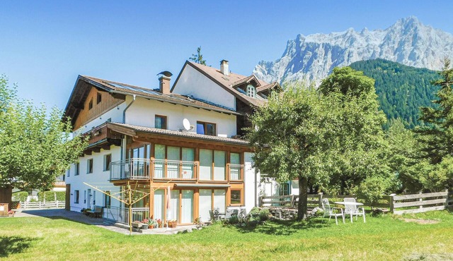 helle Ferienwohnung in Ehrwald