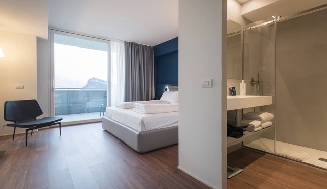 Hoody Active & Happiness Hotel