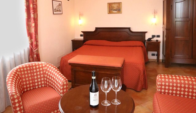 Hotel Barolo