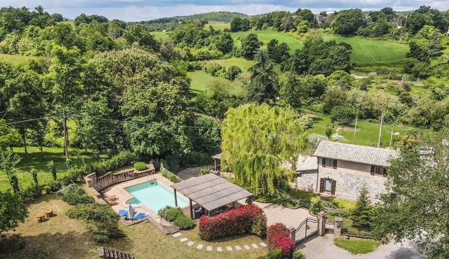 House with private pool, fenced garden, bikes near Orvieto and lake Bolsena