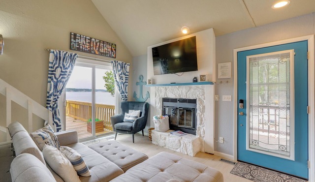 Lakefront Ozarks Home: Deck + Boat Dock!